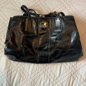 Vintage Coach Signature Stitch Patent Bag F15658 w/ light blue sateen lining